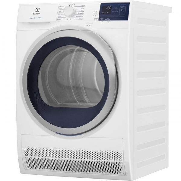 A 7kg UltimateCare™ 700 Condenser Dryer on a white background.