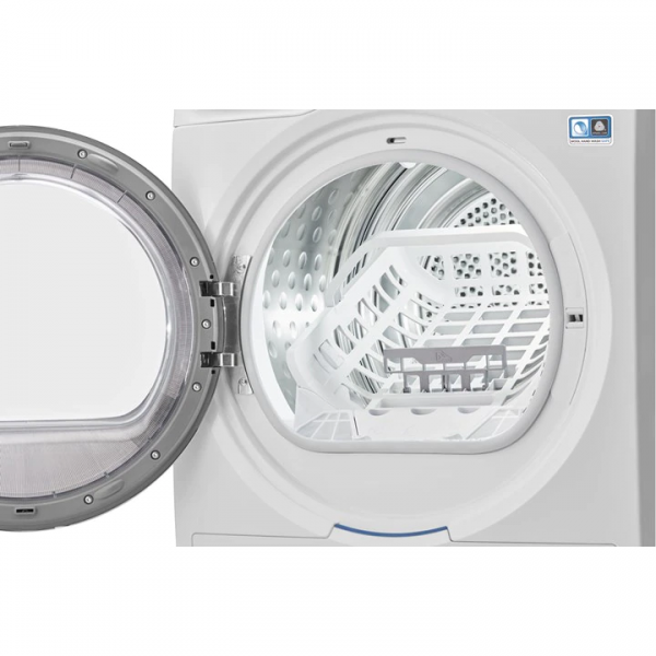 A white 9kg UltimateCare™ 800 Heat Pump Dryer with the door open.